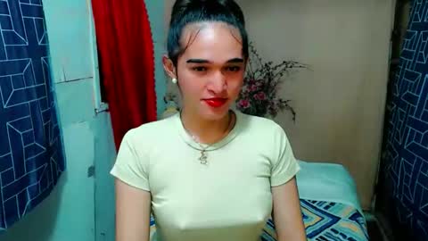 pretty_lady_kitty online show from May 9, 2026, 2:11 pm