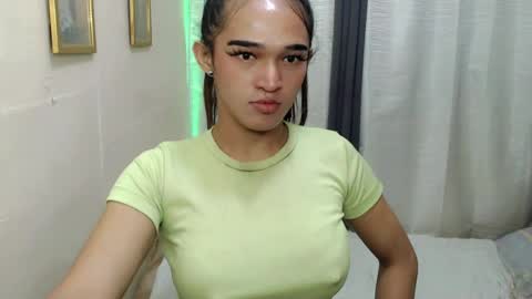 pretty_lady_kitty online show from July 30, 2026, 9:03 pm