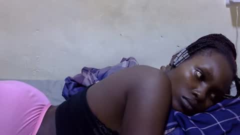 pretty_leila1 online show from April 29, 2026, 11:22 pm