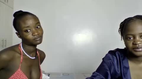 pretty luv1 online show from January 19, 2026, 8:29 am