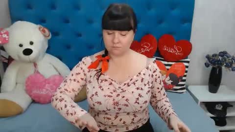 pretty_malika online show from February 14, 2025, 8:52 am