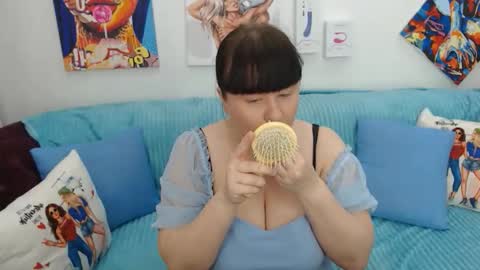 pretty_malika online show from May 17, 2026, 5:16 am