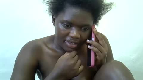pretty_melan online show from June 6, 2026, 8:08 am