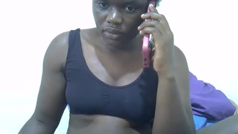 pretty_melan online show from June 11, 2026, 10:57 am