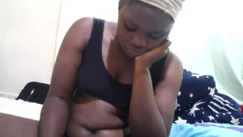 pretty_melan online show from July 7, 2026, 11:03 am