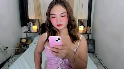 Snapshot of pretty_percy chatting on June 9, 2026, 5:52 am hi im percy online show from June 9, 2026, 5:52 am