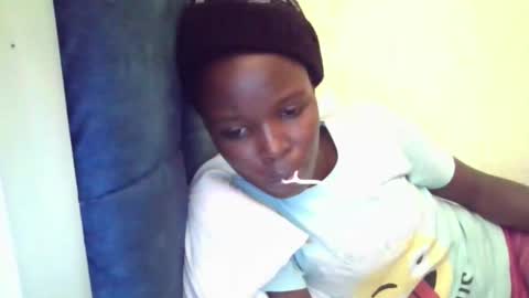 pretty_petite_ebony online show from April 2, 2026, 3:09 pm