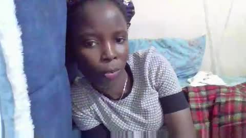 pretty_petite_ebony online show from May 7, 2026, 6:46 pm
