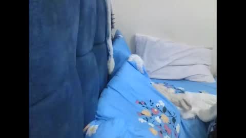 pretty_petite_ebony online show from May 19, 2026, 1:56 am