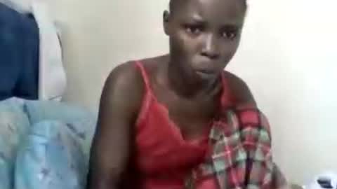 pretty_petite_ebony online show from June 24, 2026, 12:15 pm