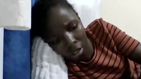 pretty_petite_ebony online show from July 19, 2026, 9:18 pm