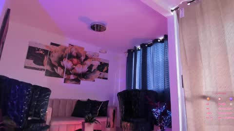 pretty_pettite online show from December 16, 2024, 8:48 pm