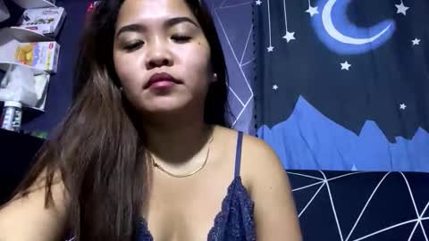 pretty_pharsa online show from June 3, 2026, 5:40 pm
