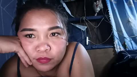 pretty_pharsa online show from June 12, 2026, 6:07 pm