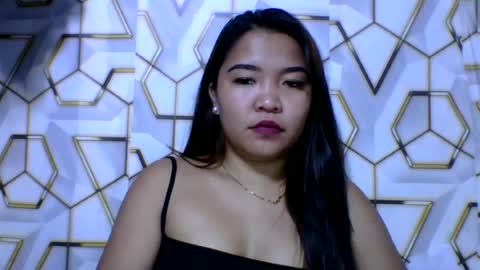 pretty_pharsa online show from June 14, 2026, 2:24 am