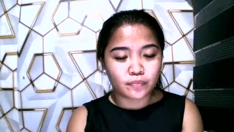 pretty_pharsa online show from July 3, 2026, 10:43 am