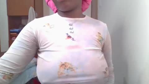 pretty_shila online show from February 26, 2026, 10:14 am