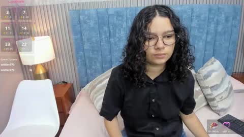 Daisy Flower online show from December 22, 2025, 2:30 am