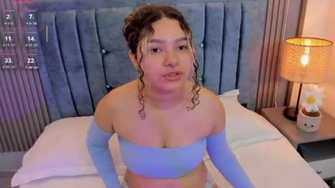 Snapshot of pretty_sunlight_ chatting on July 17, 2026, 12:28 am Daisy Flower online show from July 17, 2026, 12:28 am