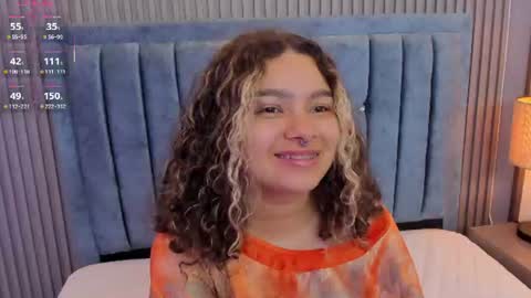 Snapshot of pretty_sunlight_ chatting on July 20, 2026, 10:23 pm Daisy Flower online show from July 20, 2026, 10:23 pm