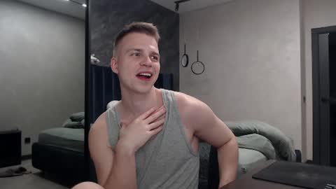 Snapshot of pretty_sweety chatting on July 25, 2026, 8:28 pm Justin online show from July 25, 2026, 8:28 pm