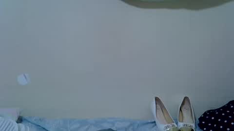 Snapshot of pretty_swirl chatting on July 12, 2026, 7:43 am Twirl online show from July 12, 2026, 7:43 am