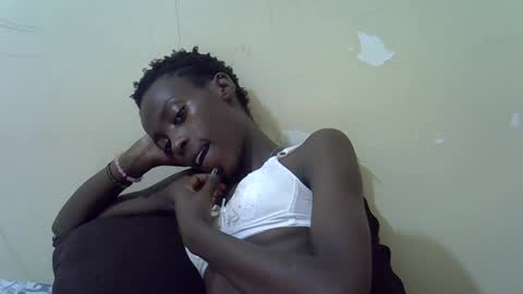 Vee online show from February 12, 2026, 7:31 pm