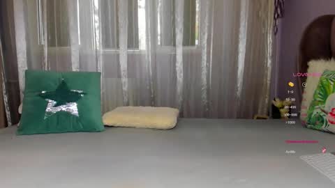 Snapshot of prettyadoraa chatting on November 7, 2025, 12:16 pm Adora online show from November 7, 2025, 12:16 pm