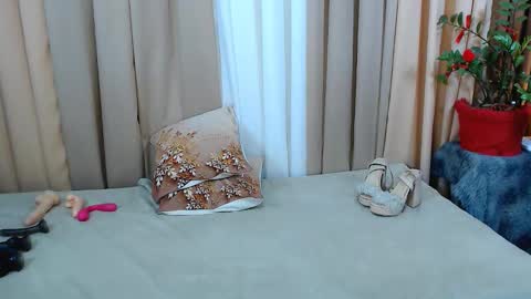 prettyakhira online show from February 3, 2025, 10:00 pm