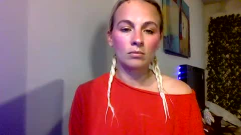 Snapshot of prettybabypetite chatting on June 17, 2026, 12:13 am Missy Jack online show from June 17, 2026, 12:13 am