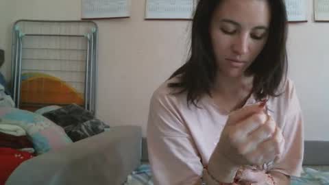 Bella online show from September 30, 2025, 10:31 am