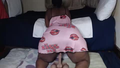 Snapshot of prettyblack25 chatting on May 15, 2026, 1:34 am Cindy online show from May 15, 2026, 1:34 am