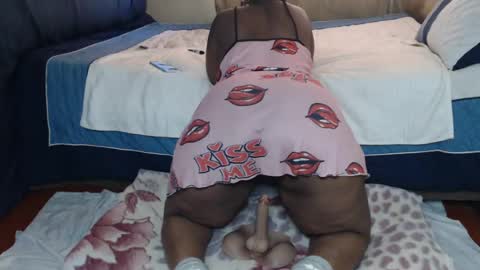 Snapshot of prettyblack25 chatting on July 9, 2026, 10:08 am Cindy online show from July 9, 2026, 10:08 am