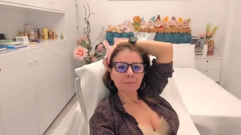 Snapshot of prettyblackeyes chatting on February 22, 2026, 7:08 am wilma online show from February 22, 2026, 7:08 am