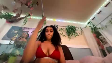 prettyblackgal online show from December 2, 2025, 6:41 am