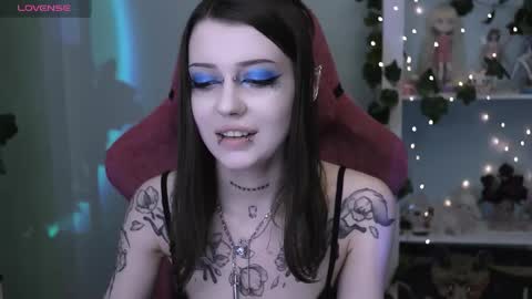 Violet online show from March 7, 2026, 10:07 pm