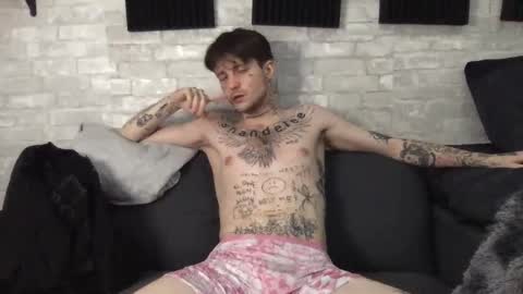 pretty boy online show from January 1, 2025, 4:29 am