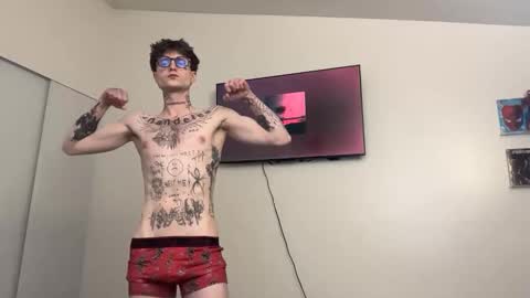 Snapshot of prettyboyszn chatting on February 10, 2026, 3:10 am pretty boy online show from February 10, 2026, 3:10 am