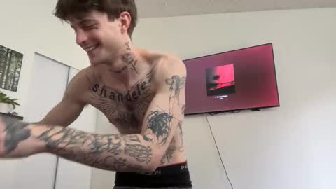 Snapshot of prettyboyszn chatting on February 15, 2026, 7:21 pm pretty boy online show from February 15, 2026, 7:21 pm