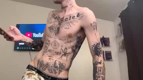 Snapshot of prettyboyszn chatting on February 22, 2026, 4:13 am pretty boy online show from February 22, 2026, 4:13 am