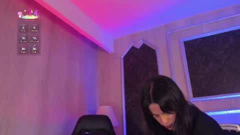 Snapshot of prettybullet chatting on June 11, 2026, 12:25 pm GTM-5 online show from June 11, 2026, 12:25 pm