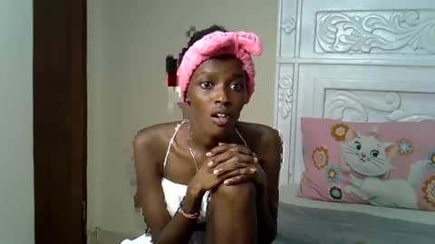 Bunny online show from October 9, 2025, 11:47 pm