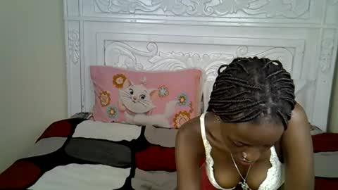 Bunny online show from November 9, 2025, 3:32 pm