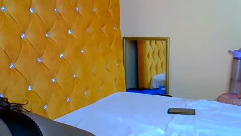 prettycandy0 online show from November 16, 2025, 4:40 am