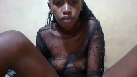 Snapshot of prettycarl_2 chatting on January 9, 2025, 2:43 am prettycarl_2 online show from January 9, 2025, 2:43 am