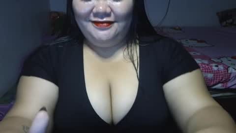 Snapshot of prettycarla_ chatting on April 29, 2026, 11:33 pm prettycarla online show from April 29, 2026, 11:33 pm