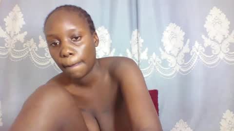 Snapshot of prettydarkskin002 chatting on March 3, 2025, 5:18 pm SHANIA online show from March 3, 2025, 5:18 pm