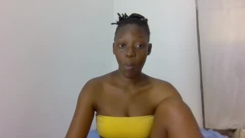 prettydollk_dons online show from April 22, 2026, 9:33 am
