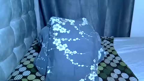 Snapshot of prettyelsie chatting on May 4, 2026, 12:01 pm Prettiesexxy online show from May 4, 2026, 12:01 pm