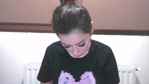 prettyjulliette online show from February 16, 2026, 4:25 pm